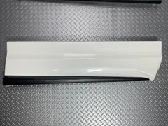 ハリアーモデリスタサイドパネル ホワイト ブラック送料込 20000→17000 新型ハリアーPHEV用 モデリスタ カスタマイズアイテムを発売