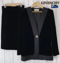 スージー☆　ジバンシー　スカート　セットアップスーツ　ブラック　１４ GIVENCHY（スーツ）のフリマアイテム一覧
