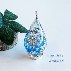 ドロップ＊雪の結晶ネックレス(ブルー)