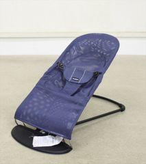 美品 ベビーシッターバランス ソフトメッシュ ダークブルー ベビービョルン バウンサー 快適フルメッシュ 軽量コンパクト クリーニング済み A7186210
