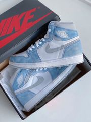 新品未使用　NIKE AIR JORDAN 1 HIGH OG “Hyper Royal”　期間限定