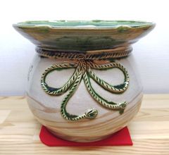 送料込【逢絢亭】茶道具 釜 筒釜 糸目模様 釜師 高橋敬典 共箱入り 送料込【逢絢亭】茶道具 釜 筒釜 糸目模様 釜師 高橋敬典 共