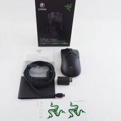 美品 RAZER レイザー VIPER V2 PRO (RZ01-04390100-R3A1) ワイヤレスゲーミングマウス FPS eスポーツ PC周辺機器 HY1094 