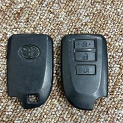 スマートキー　3ボタン　トヨタ　ポルテ  スペイド　007YUU L0776