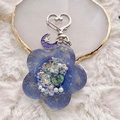 レジン　シェイカーキーホルダー　お花