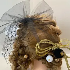 髪飾り　毬　水引　紐　チュール黒　かすみ草　金箔付