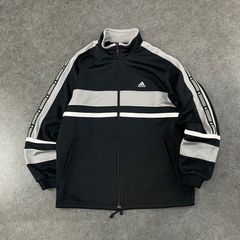 90s adidas 万国旗タグ トラックジャケット 150 黒 白 短丈 古着