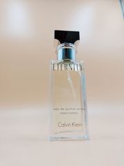 エタニティ　オードパルファン　30ml　カルバンクライン