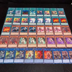 遊戯王　引退品　光り物＋汎用カードなど大量まとめ売り 閃刀姫ハヤテ付き 遊戯王 引退品 光り物＋汎用カードなど大量まとめ売り 閃刀姫ハヤテ付き