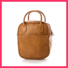 ★スタッフおすすめ★スクエア ミニボストンバッグ　型押し素材  キレイめからカジュアルファッションまで、スタイリングをオシャ 上品　おすすめ おしゃれ　★売れ筋★　人気 高見え　高級感