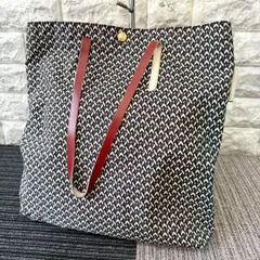 美品　ROBERTA PIERI　ロベルタピエリ　総柄　トートバック　ナイロン