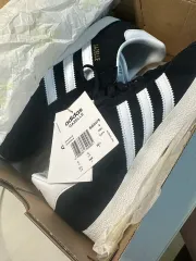 adidas(アディダス) ガゼル ホワイトブラック 新品