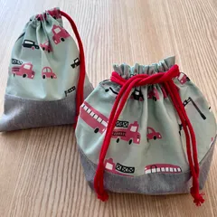 お弁当巾着袋＆コップ巾着袋 2点セット♪ はたらく車柄