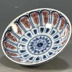 超美品! 青と白釉に赤博古花卉図紋碗 青白釉 紋碗 観賞 茶碗 装飾 置物 賞物 中国陶磁 中国美術 明 宣徳 磁器