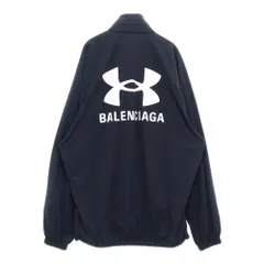 BALENCIAGA (バレンシアガ) 25SS ×UNDER ARMOUR Windbreaker アンダーアーマー バックロゴ ウィンドブレーカー トラックジャケット ブラック 814127のサムネイル