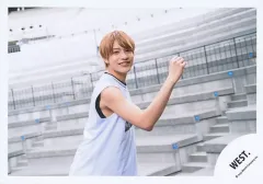 【中古】生写真(STARTO) WEST./中間淳太/横型・上半身/シングル「絶体絶命 / Beautiful / AS ONE」MV＆ジャケ写オフショット/公式生写真