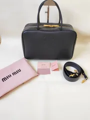 2024年最新】紗栄子 miumiuの人気アイテム - メルカリ