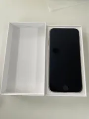 【ほぼ新品】iPhone SE第三世代 64GB スターライト ソフトバンク版