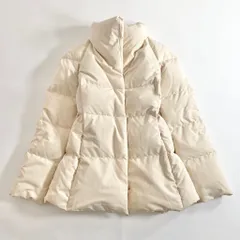 76k21 イタリア製 Salvatore Ferragamo サルヴァトーレ フェラガモ ダウンコート 40 アイボリー アウター 羽織 上着 ハイブランドのサムネイル