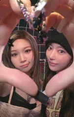 【中古】コレクションカード(女性) LE SSERAFIM/キム・チェウォン(KIM CHAEWON)・サクラ(SAKURA)/CD「DIFFERENT」初回限定 NOSTALGIC YLANG盤(TYCT-39284)封入ユニットフォトカード