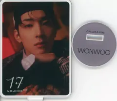 【中古】アクリルスタンド・アクリルパネル ウォヌ アクリルスタンド 「SEVENTEEN CAFE 2024」