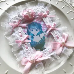 - ̗̀‎𖤐レースデコトレカケース　ピンク✰⋆｡:ﾟ･*B8縦入れ　硬質ケース