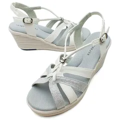 REFRESH WALK リフレッシュウォーク サンダル ホワイト ウェッジソール 3E 幅広設計 ラメ 素材コンビ ストラップ ふかふかインソール 軽量 防滑 快適 美脚 夏 レディース