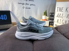 新作 ホカ オネオネ ボンダイ 9 HOKA ONE ONE Bondi 9 ランニングシューズ ジョギングシューズ スニーカ スポーツ ダークグレー 送料無料