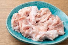 岐阜県産脂付きボイルとんちゃん1k 使いやすい250g真空詰め