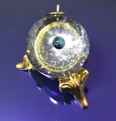 no.528 宇宙玉 レジン ハンドメイドのサムネイル