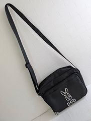 美品 DOD SHOULDER BAG  ショルダーバッグ 付録 カラビナ欠品 黒 ブラック ディーオーディー アウトドア ノベルティ