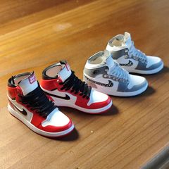 メイミニチュア　スニーカー　NIKE ナイキ　5種　まとめ売り メイ様専用ミニチュア スニーカー NIKE ナイキ 5種 まとめ売り