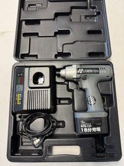 シンコー製作所　インパクトドライバー　CIDS-120　12V　中古品　インボインボイス対応領収書OK　平日のみ発送イス対応領収書OK　平日のみ発送
