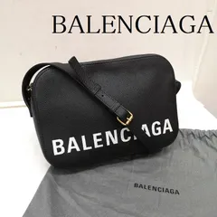 送料込★Balenciaga★ショルダーバッグ 2025年春夏!バレンシアガ「新作バッグ」図鑑♡-Y2Kのトレンドに