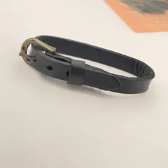 z08：B品　本革ブレスレット 黒 茶  編み 1連 3連 おしゃれ カッコいい メンズ レディース ユニセックス