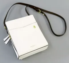【中古】バッグ オフホワイト クリアポケット付き縦型ショルダーバッグ(推し事バッグ)