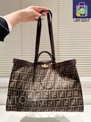 【今日特価】FENDI Peekaboo 88th Anniversary Bag / FENDI ピーカブー 88 周年記念バッグ-WT0輸入
