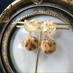 ♪ゴールドキャット×レオパード柄ファーボール　ピアス/イヤリング　レジンアクセ