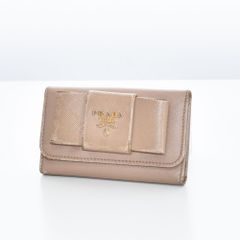 PRADA プラダ キーリングクロシェット ダイヤル式鍵付きバック - メルカリ