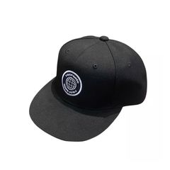 【新品・未使用】re:create SNAPBACK (Two sides of the same earth) BLACKリクリエイト スナップバック ブラック