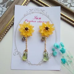 向日葵とドロップビーズのピアス、イヤリング