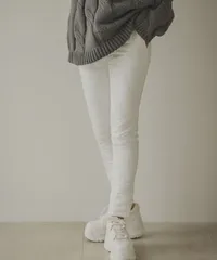 夢展望公式 [新品未使用] フェイクダウンパンツ [オフホワイト] 他カラー別ページ有 rectangle パンツ ストレートパンツ（フルレングス） 533780-01