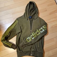 adidas！希少カラー。フルジップパーカー