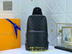 並行輸入品のルイヴィトンのシャツとボディーバッグのセット サック・スポール モノグラム・アンプラント｜ルイ・ヴィトン
