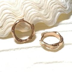 【 両耳 】【 ハワイアンジュエリー 】 ツイスト フープ ワンタッチ ピアス ( ピンクゴールド ) 17mm サージカルステンレス SUS 316L  /  ニッケルフリー 金属アレルギー対応 / つけっぱなし 錆びない / 送料無料 / ギフト
