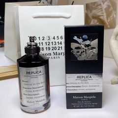 【新品未開封】 メゾン・マルジェラ ダンシング・オン・ザ・ムーン Maison Margiela Dancing on the Moon パルファン 香水 100ml ユニセックス