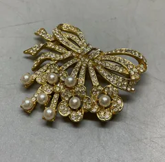 SN255 リボン フラワー モチーフ パール ゴールド ブローチ 珠径 4.8mm 重さ 21.5g