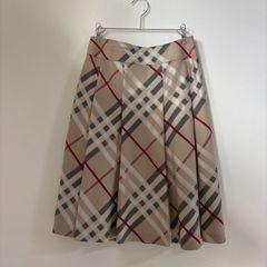 BURBERRY 膝下フレアスカート ベージュ　冬用 BURBERRY 膝下フレアスカート ベージュ 冬用 - メルカリ