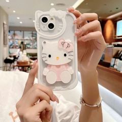 ハローキティ　スマホケースiPhone13/14/15　キティちゃん　鏡