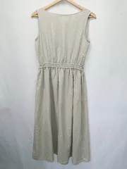 ◇ ⊂ GU ジーユー Vネック ロング丈 フレア　ワンピース サイズM ライトグレー レディース E  【1410230027569】